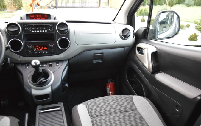 Peugeot Partner cena 24900 przebieg: 230000, rok produkcji 2010 z Chełmża małe 781
